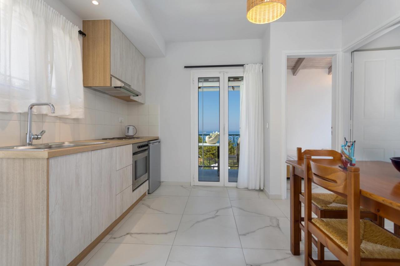 Hotel de apartamente Kouros Hill Xirokástellon