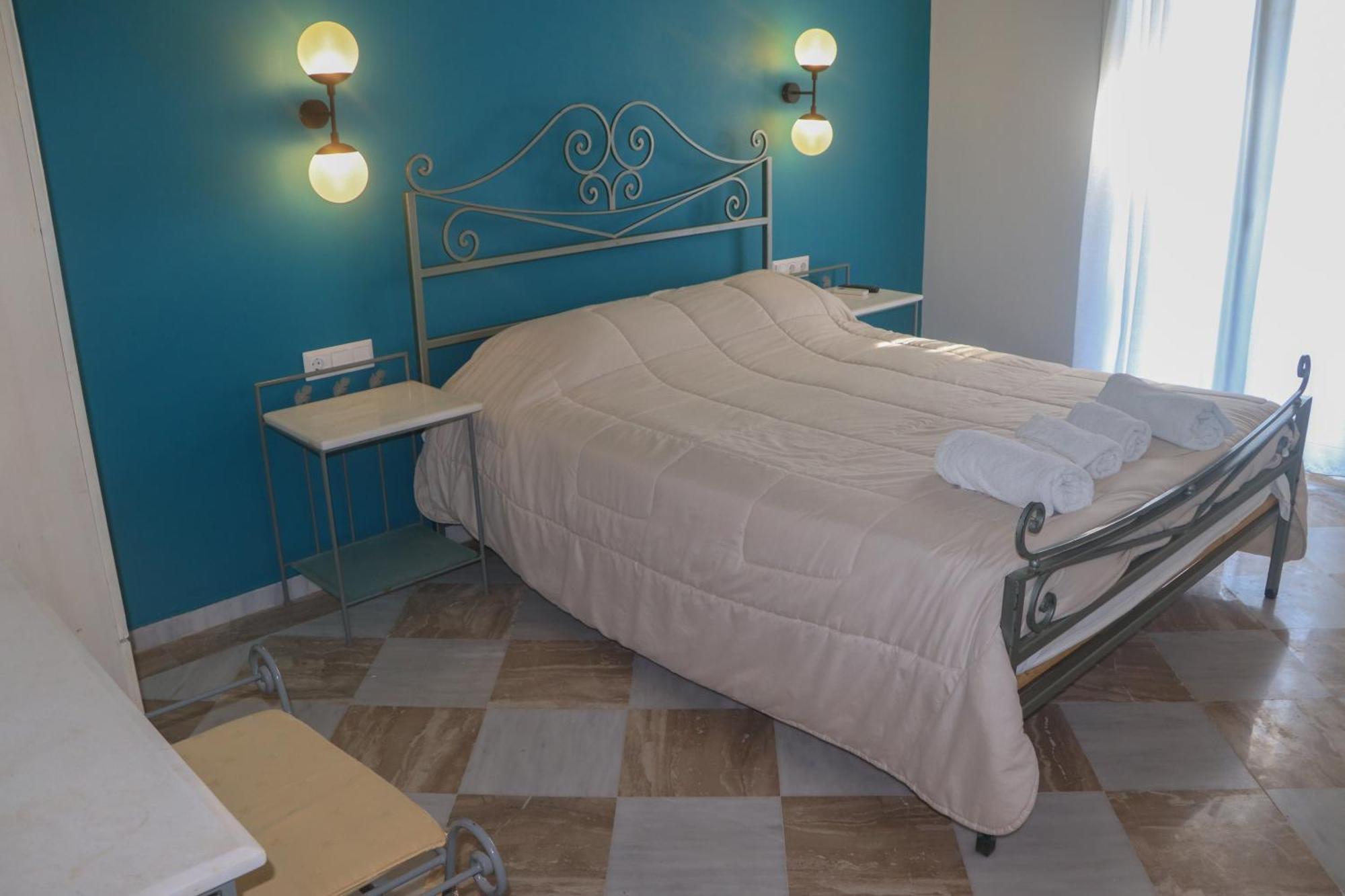 Kouros Hill Hotel de apartamente