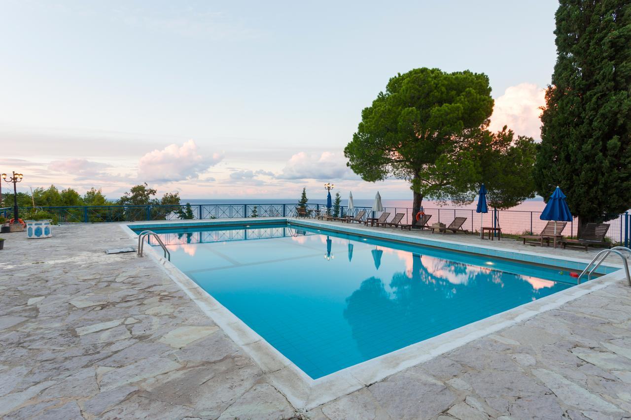 Kouros Hill Hotel de apartamente